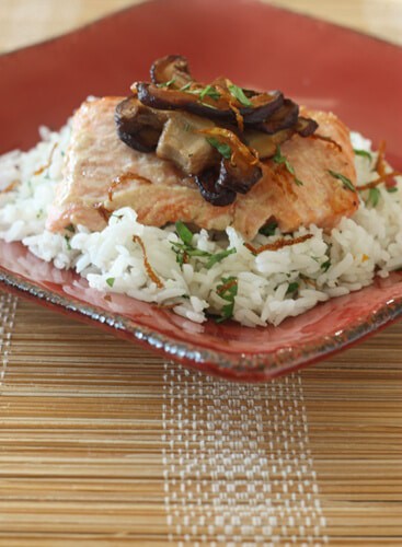 Post image for Miso Salmon with Shitakes – and a Zojurushi Review!!!