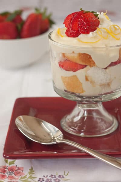 Post image for Strawberry and Lemon Trifle