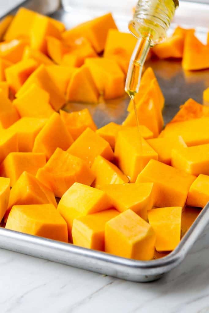 Creamy and easy, this healthy roasted butternut squash dip is a delicious appetizer, with tahini and yogurt is one that everyone will love.
