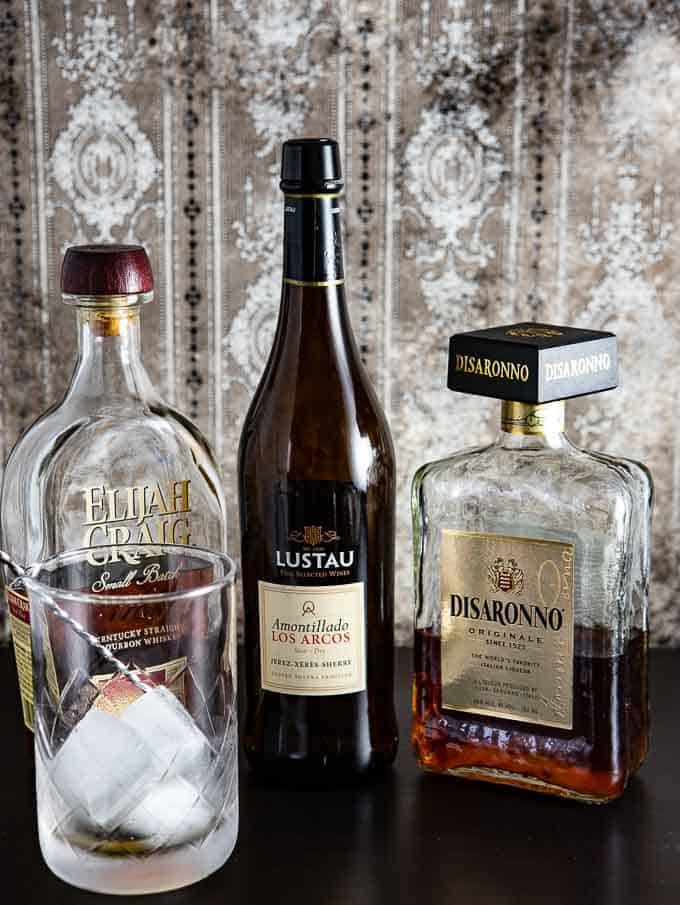 ingredients for the amaretto cocktail