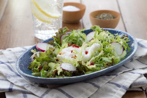 Poached-Egg-and-Frisee-Salad-#2