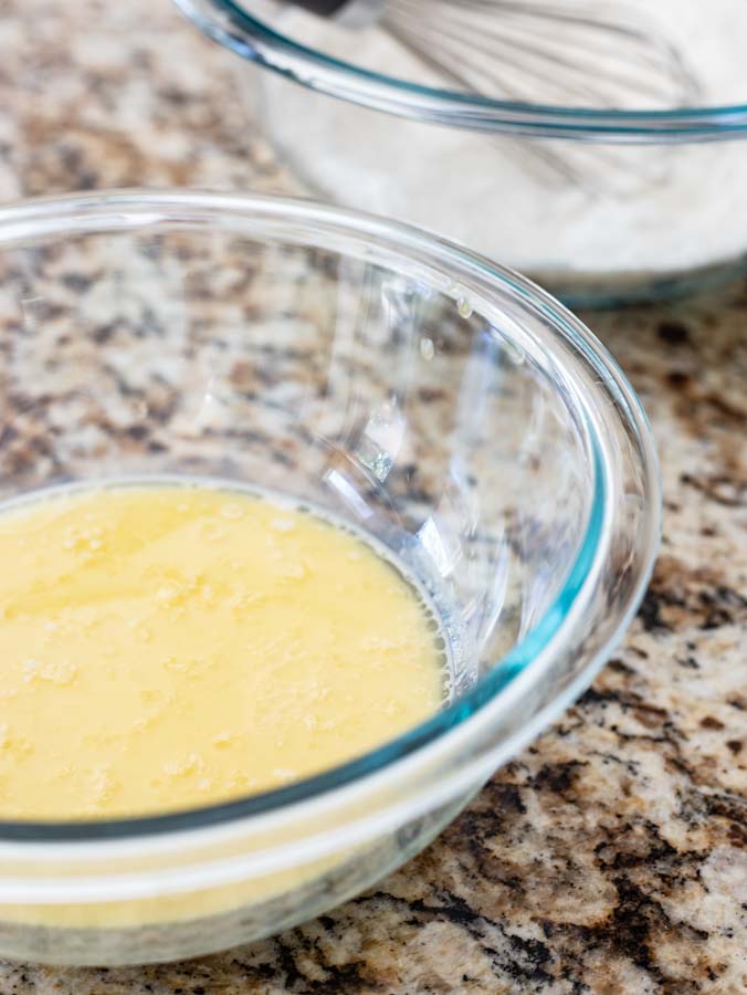 wet and dry ingredients for this easy chocolate cake. 