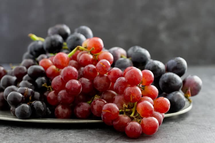 Melissas-Moscata-grapes-#1