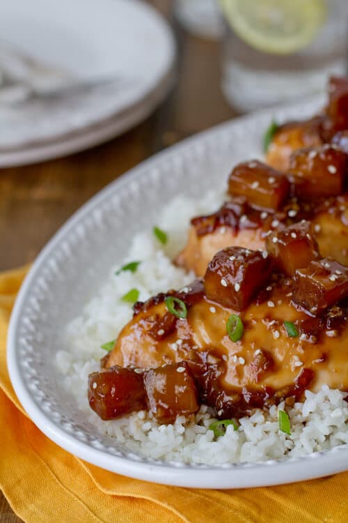 Sweet pineapple, soy sauce and sriracha flavor this easy asian inspired chicken recipe that is baked andready in under 45 minutes. 