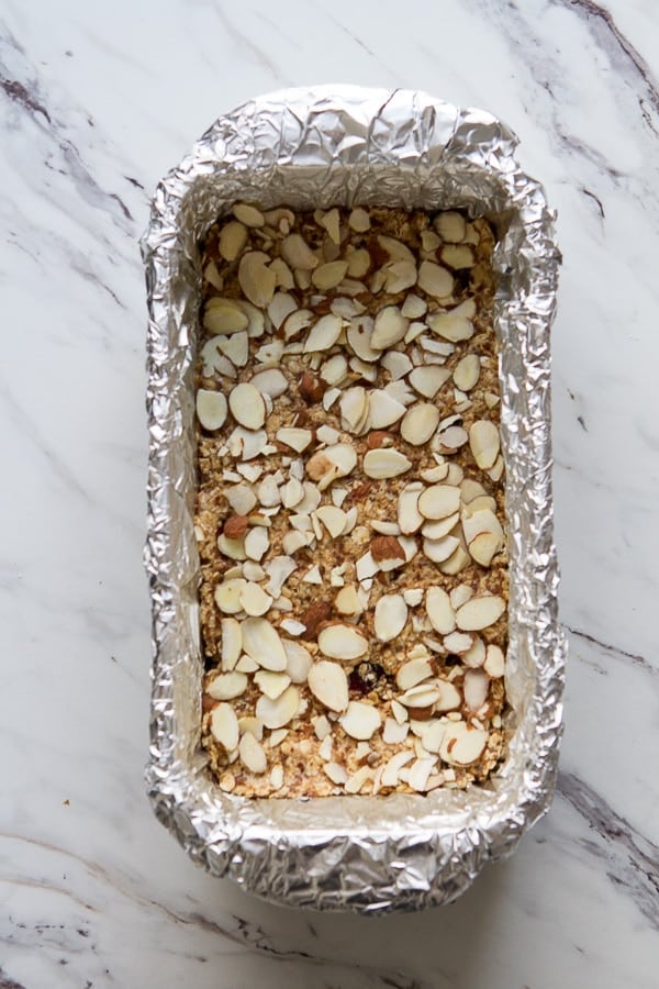 no bake flax oatmeal bars in the pan